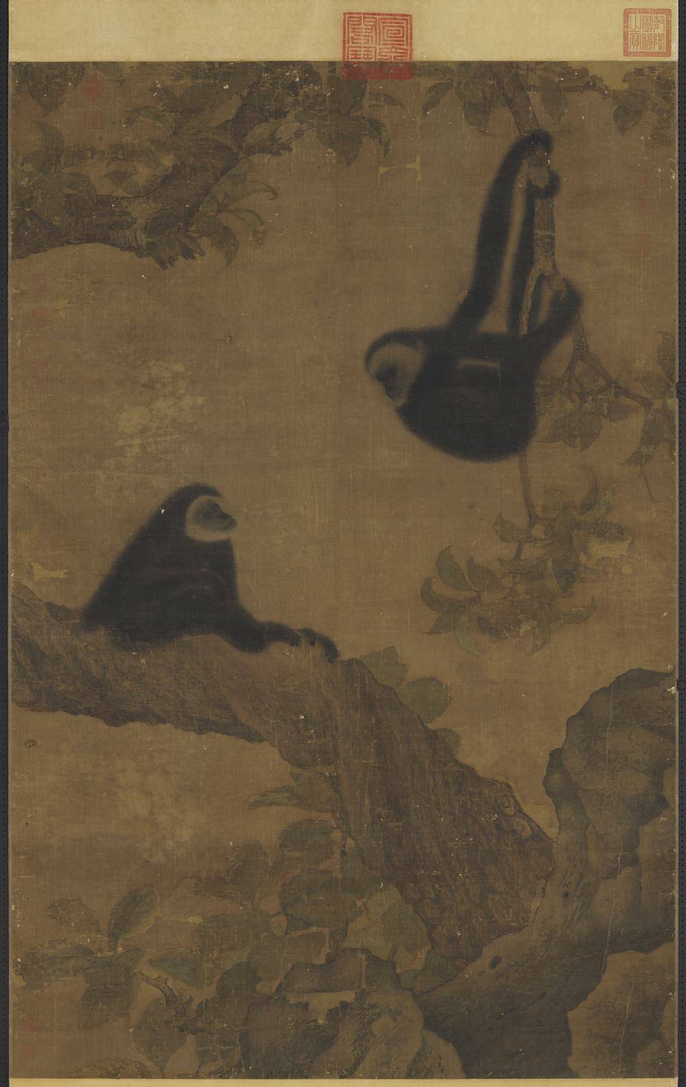 宋人枇杷猿戏图轴.绢本设色（165x107.9厘米）12207x19352像素.台北故宫博物院藏